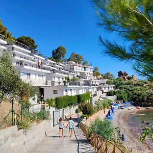 Blue Bay מלון דירות צ'פאלו